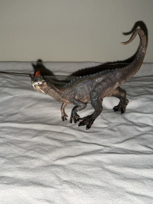 PAPO Jurassic Park Dilophosaurus collectible figure