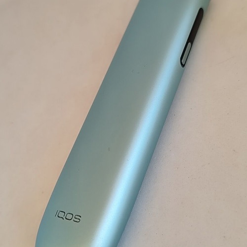 IQOS ILUMA i ONE Breeze Blue device like new