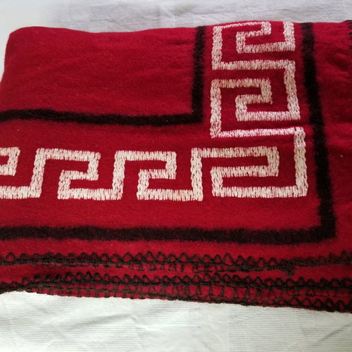 Woven rug used 2.00m x 2.40m