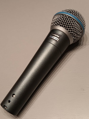 Shure Beta 58A microphone like new