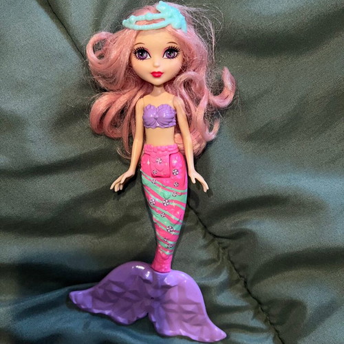 Fairytale mermaid doll used, very good condition