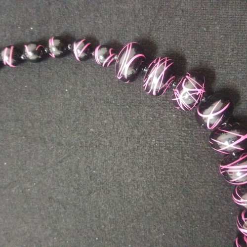 Women's necklace, black and pink, 62 cm, like new