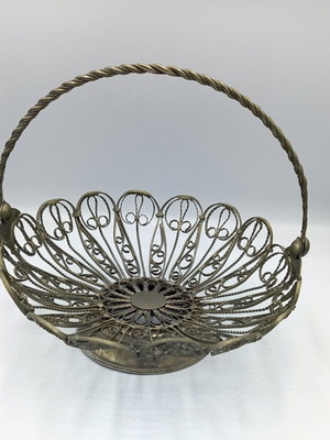 Vintage wirework fondue bowl used with handle