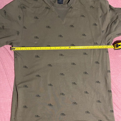 Adidas t-shirt large used, khaki color
