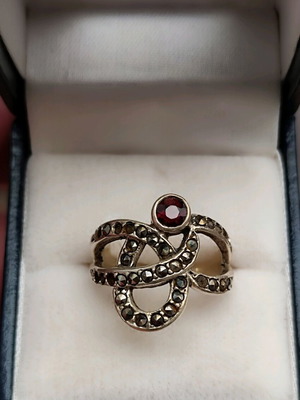 Women's ring in 925 silver like new