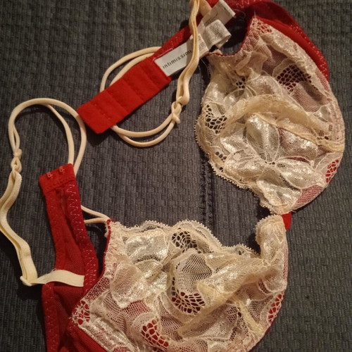 Intimissimi lace bra 75B/C, red and cream