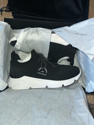 Karl Lagerfeld Sneakers Size 43 Black Like New