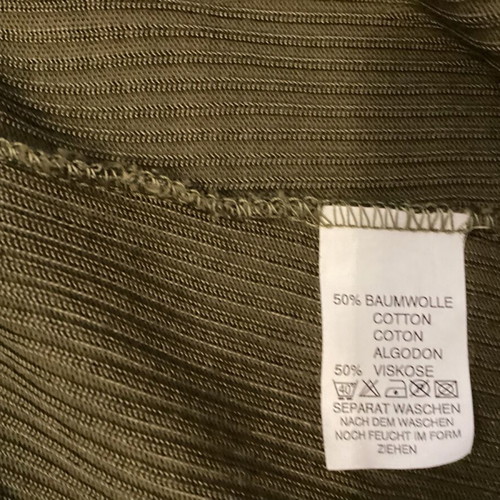 Khaki ribbed short sleeve t-shirt size L like new