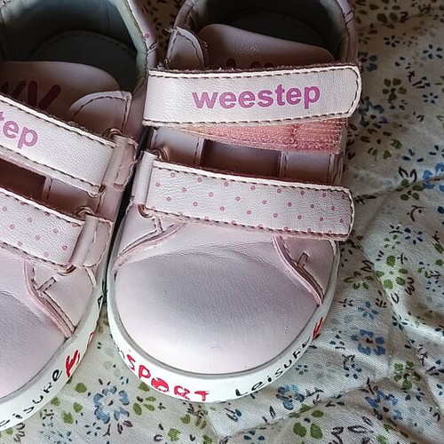 Weestep toddler sports shoes size 21, like new, soft pink