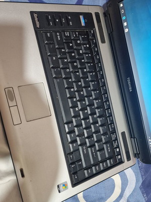 Toshiba Satellite A135-S4666 laptop, Intel T2080, 15.4 inch, WiFi, Windows 10