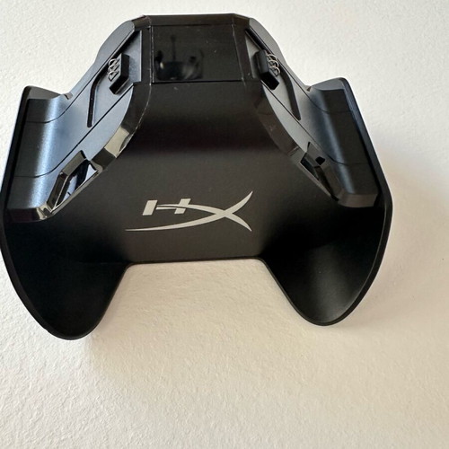 HyperX ChargePlay Duo used charging dock for 2 Xbox One controllers