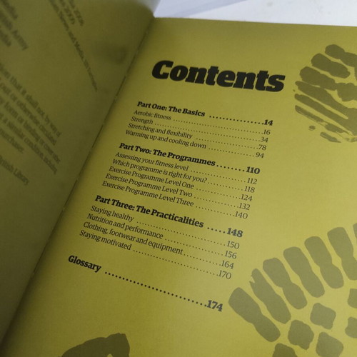 The Official British Army Fitness Guide like new, English