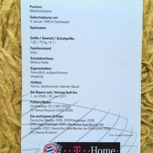 FC Bayern Munich 2008-2009 collectible cards with authentic player autographs