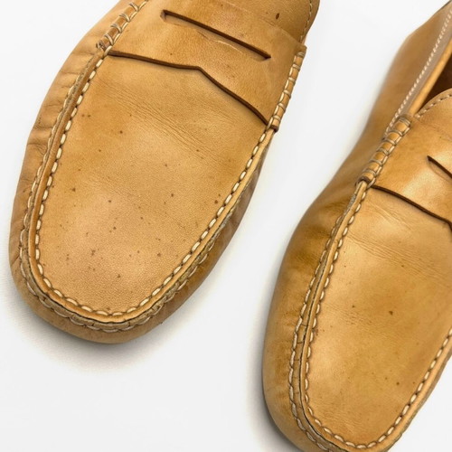 Tod's beige leather gommino flats used