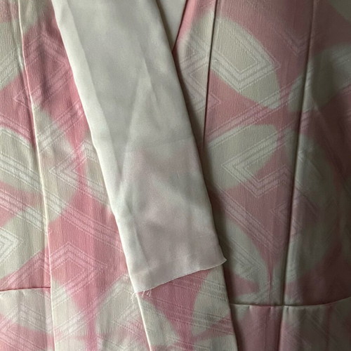 Women's pink kimono made of Japanese silk 125 cm used, with stain