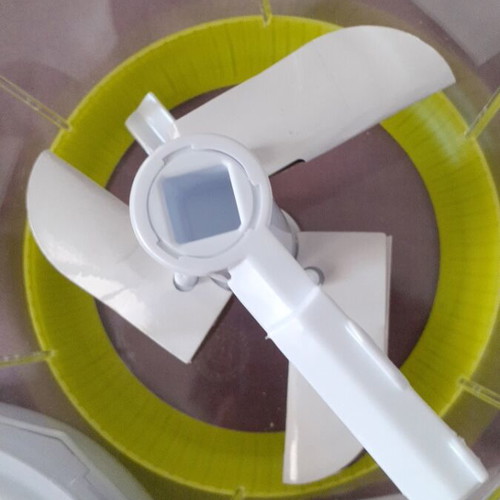 Touch Me Manual Multi Cutter with 3 Stainless Steel Blades new