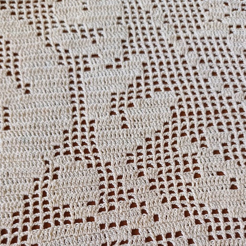 Handmade knitted beige motif new, 54×72.5 cm