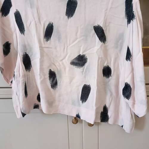 H&M women's blouse like new, extra small, black and pink