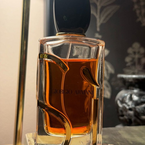 Armani Si Intense 100ml used eau de parfum