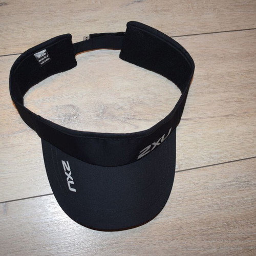2XU Run Visor unisex one size black like new