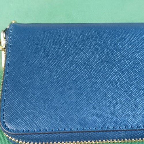 Michael Kors small wallet used, blue and gold