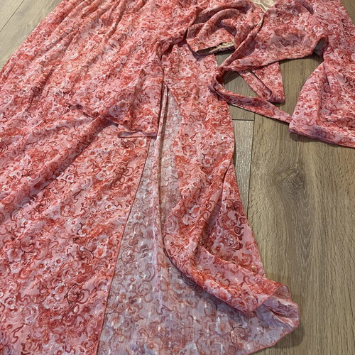 Lynne boho set with skirt and crop jacket, like new, white and pink