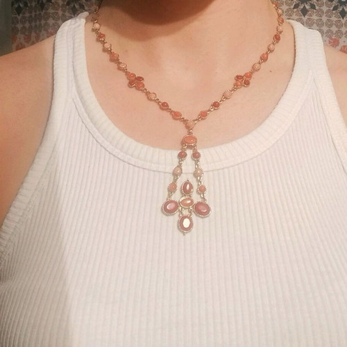 Monet necklace like new, multicolored