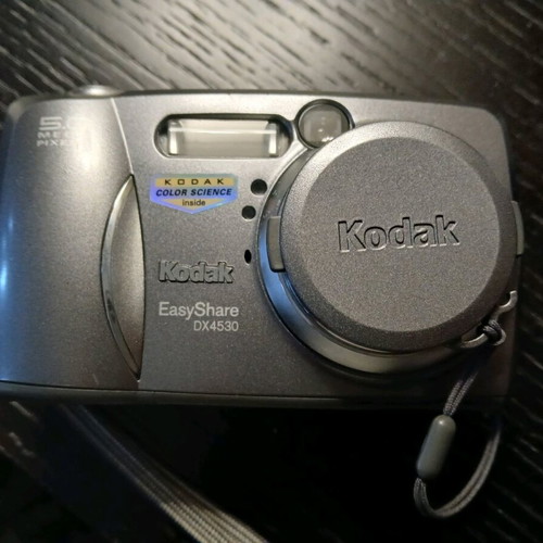 Kodak EasyShare DX4530 camera like new, 5 megapixel