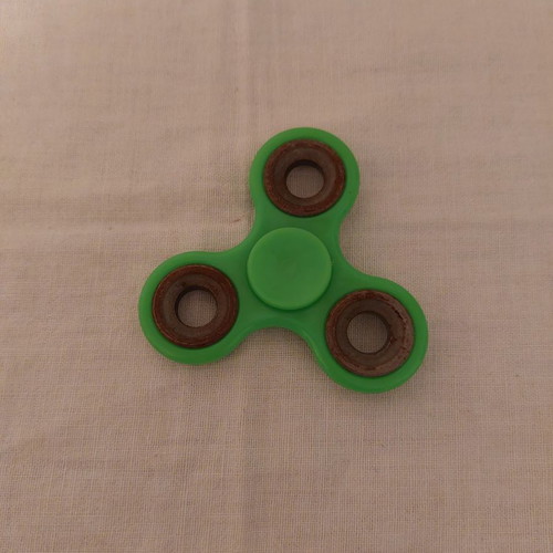 Spinner green color used