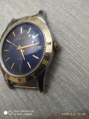 Poljot mechanical wristwatch like new, blue dial, gold bezel