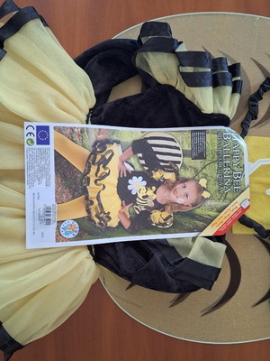Children's carnival costumes used, pack of 6 pieces