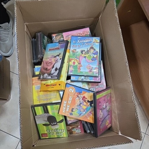 Box of children's CDs unused, like new