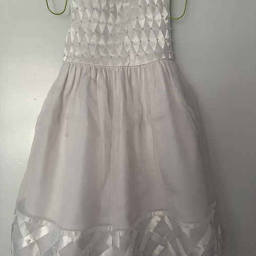 Flower girl dress like new, white, age 4