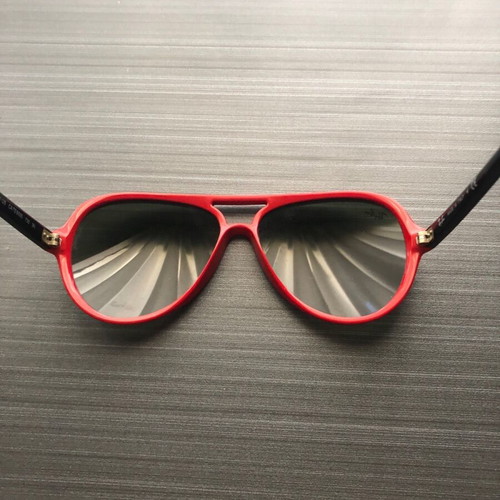 RayBan sunglasses new with case authentic