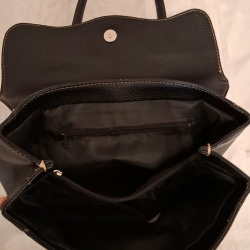 Women's black handbag like new