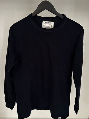 Pull and Bear blouse blue size Small like new