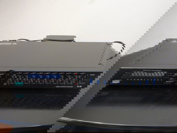 EQUALIZER SANSUI SE-M1