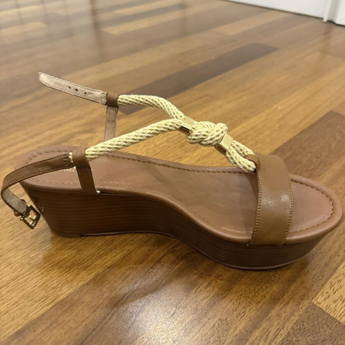 Michael Kors πλατφόρμες πέδιλα μέγεθος 40,5 μεταχειρισμένα, καφέ χρώμα
