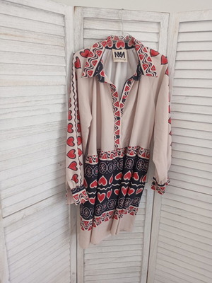 Mamoush M L dress with heart pattern