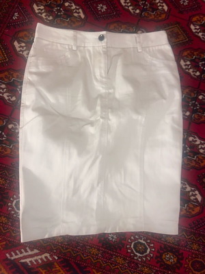 Burberry pencil skirt like new, denim fabric, beige, UK size 8