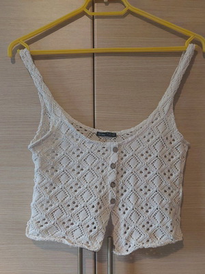 Beige knitted openwork top Bershka Size Large like new