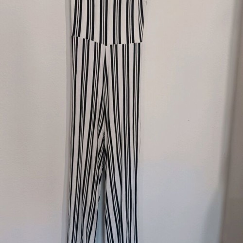 Striped one-piece jumpsuit like new with back opening, size S