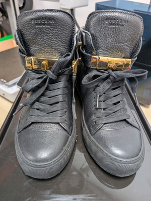 Buscemi black leather high-top sneakers like new, size 37