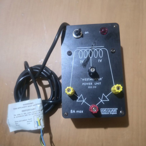 Power Supply new, unused for electromagnetism experiments