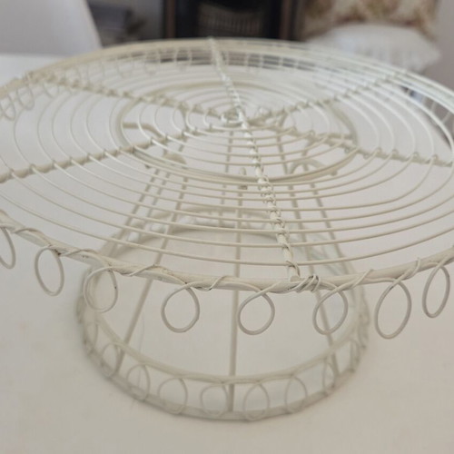 Vintage Metal Footed Wire Cake Stand Cream Ivory