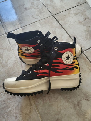 Converse unisex casual shoes like new, size 43, multicolor