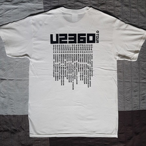 U2 360 Tour 2010 vintage Gildan T-shirt size M new, white