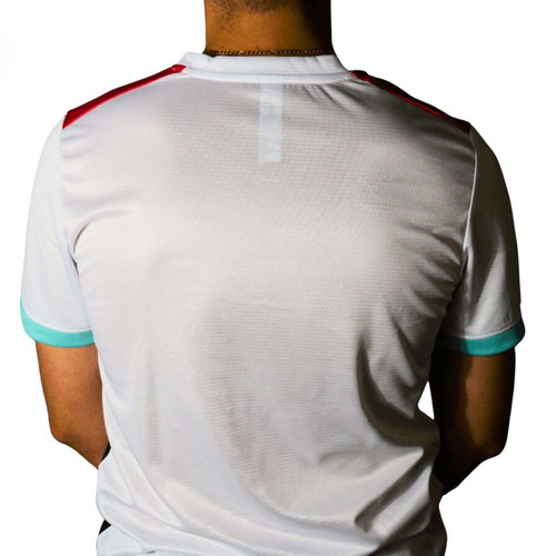 Legendary T-shirt white 100% polyester new