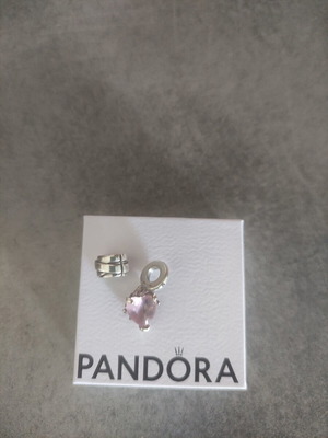 Pandora charms like new, set of two