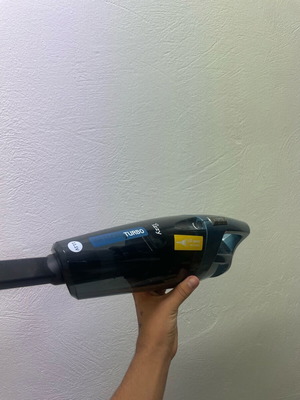 Portable vacuum cleaner like new without charger